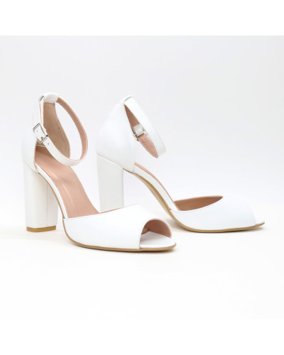 Босоніжки з білої шкіри Арт. 95-6(2)/24ОК