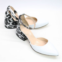 Босоніжки з білої шкіри на підборах Арт. 657-4/w324Ок