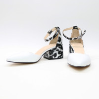 Босоніжки з білої шкіри на підборах Арт. 657-4/w324Ок