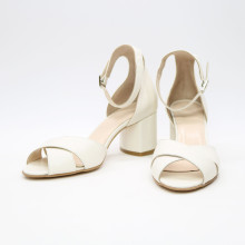 Босоніжки з бежевої шкіри на підборах Арт. 605-10/45Ок