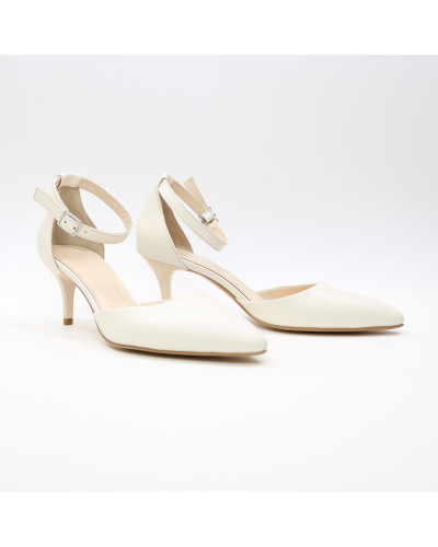 Босоніжки з бежевої шкіри з гострим носом Арт. 657-4/36