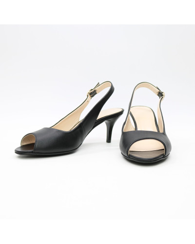 Босоніжки з чорної шкіри на шпильці Арт. 605-9/36