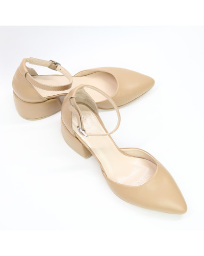 Босоніжки з карамельної шкіри з гострим носиком Арт. 657-4/w324Ок