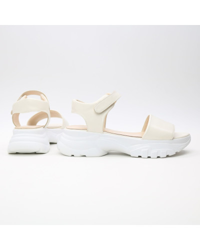 Сандалі з бежевої шкіри на липучках Арт. 10-24/193