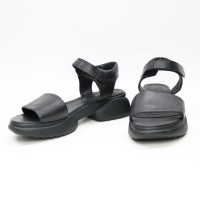 Сандалі з чорної шкіри на липучках Арт. 10-24/194