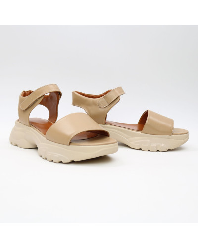 Сандалі з карамельної шкіри на липучках Арт. 10-24/193