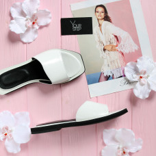 Білі лакові шльопанці Арт. 10-26/0504