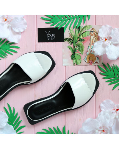 Білі лакові шльопанці Арт. 10-26/0504