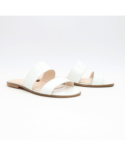 Білі лакові шльопанці Арт. 10-7
