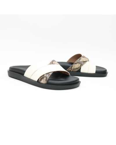 Шльопанці з бежевої шкіри зі вставкою Арт. 008-1/21067