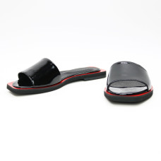 Чорні лакові шльопанці Арт. 10-9/0504