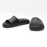 Шльопанці з чорної шкіри Арт. 228-1/21067