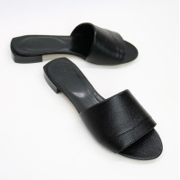 Шльопанці з чорної шкіри Арт. 10-27/33