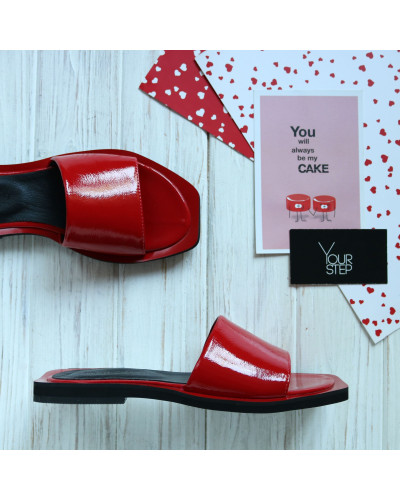 Червоні лакові шльопанці Арт. 10-9/0504