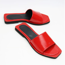 Червоні лакові шльопанці Арт. 10-9/0504
