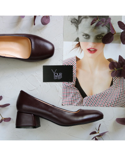 Туфли из кожи цвета бордо на низком каблуке Арт. 456-1/53Ок