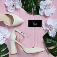 Бежеві шкіряні босоніжки Арт. 35-7/44Ок