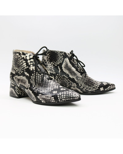 Ботильоны из нубука бежево-черного цвета под питон Арт. 457-7/53Ок 