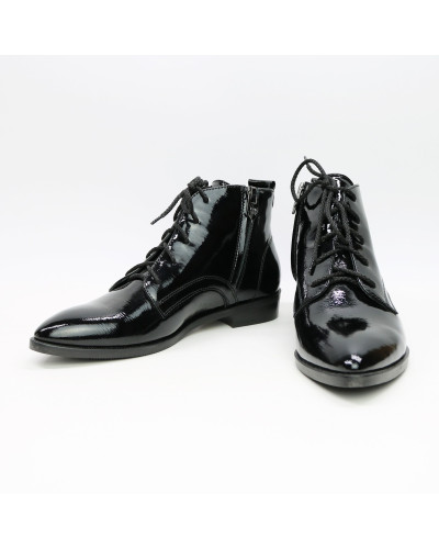 Ботинки из наплака черного цвета с острым носиком Арт. 104-1