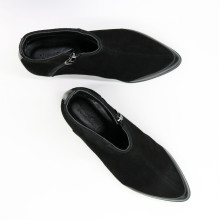 Ботинки из велюра и кожи черного цвета с острым носиком Арт. 104-2