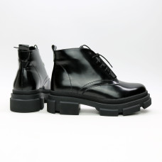 Чорні лакові черевики Арт. 12-20/260