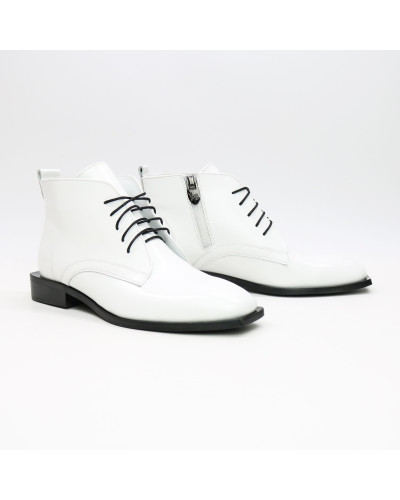 Ботинки из матового лака белого цвета с квадратным носом Арт. 105-1