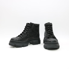 Ботинки со шнуровкой из нубука черного цвета под питон  Арт. 51-3/260