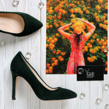 Туфлі-човники з темно-зеленої замші Арт. 35-1/60Ок