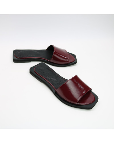 Бордові лакові шльопанці Арт. 10-9/0504