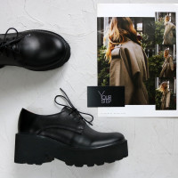 Туфли из черной кожи на тракторной подошве Арт. 32-1/21875