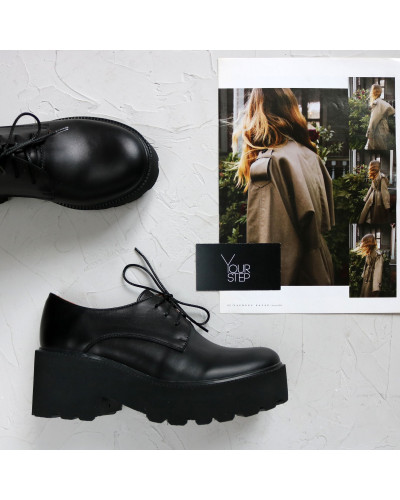 Туфли из черной кожи на тракторной подошве Арт. 32-1/21875