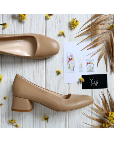 Туфли из карамельной кожи на низком каблуке Арт. 456-1/53Ок