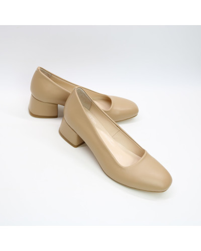 Туфли из карамельной кожи на низком каблуке Арт. 456-1/53Ок