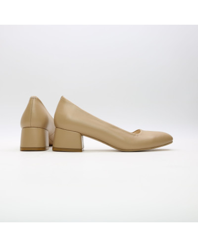 Туфли из карамельной кожи на низком каблуке Арт. 456-1/53Ок