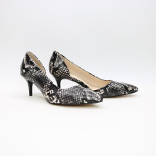 Туфлі-човники бежево-чорного кольору Арт. 657-2/36