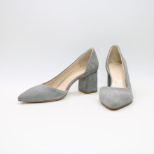 Туфлі-човники зі світло-сірої замші Арт. 657-2/47Ок