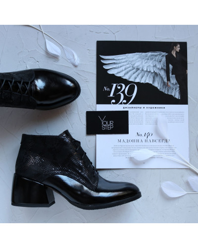 Ботильоны из наплака и нубука черного цвета на обтяжном каблуке Арт. 605-8/w324Ок