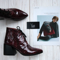 Ботильоны из лаковой кожи под рептилию в цвете бордо Арт. 657-10/6062