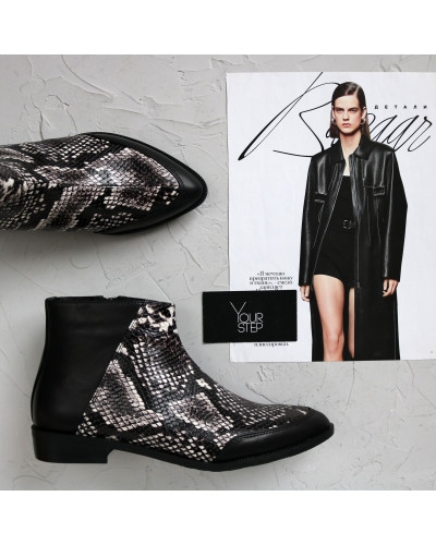 Ботинки из черной кожи и нубука бежево-черного цвета под питон с острым носиком Арт. 104-2