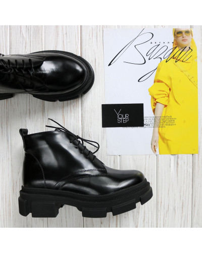 Чорні лакові черевики Арт. 12-20/260