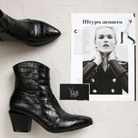 Козаки із чорної шкіри під рептилію Арт. 657-11/57