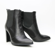 Ботинки из черной кожи на каблуке Арт. 35-14/32