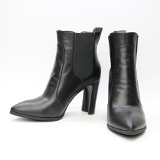 Ботинки из черной кожи на каблуке Арт. 35-14/32