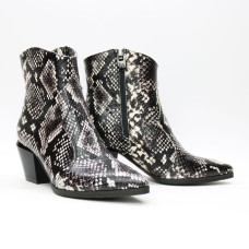 Козаки з нубуку під рептилію Арт. 657-11/57