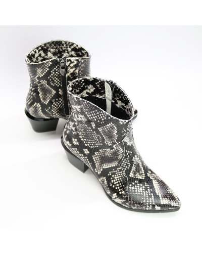 Козаки з нубуку під рептилію Арт. 657-11/57