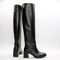 Класичні чоботи із чорної шкіри Арт.605-12/5501Ок