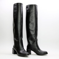 Класичні чоботи із чорної шкіри Арт.605-12/5501Ок