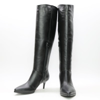 Класичні шкіряні чоботи на шпильці Арт. 657-14/36