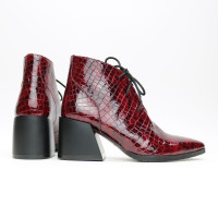 Ботильоны из лаковой кожи под рептилию в цвете бордо Арт. 657-10/6062