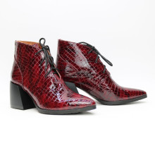Ботильоны из лаковой кожи под рептилию в цвете бордо Арт. 657-10/6062